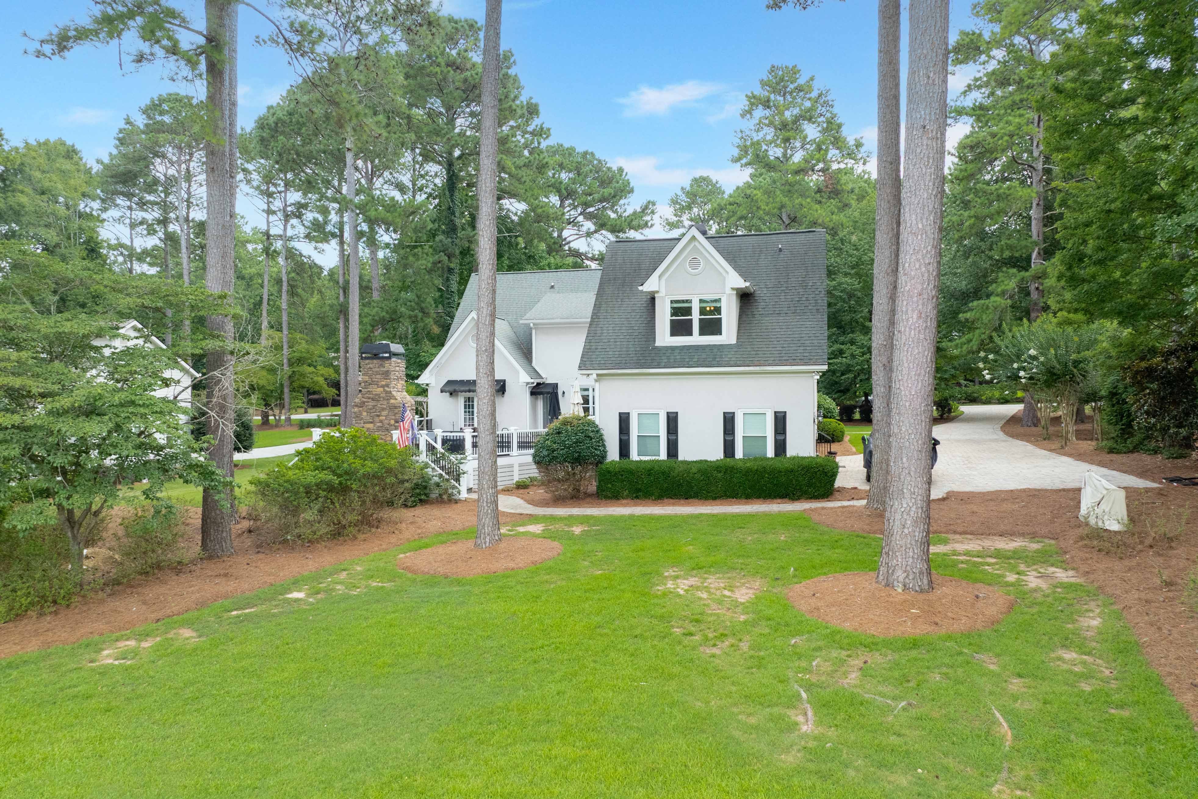 1811 Snug Harbor Drive image 2